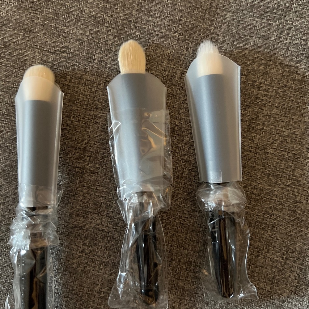 WESTMAN ATELIER  brush lot